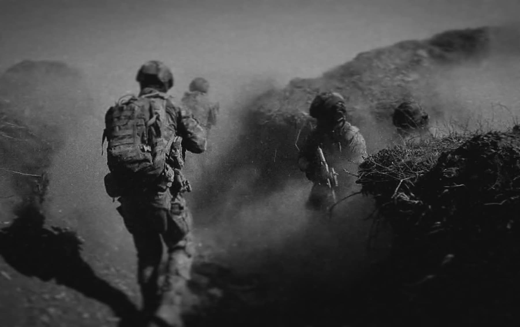 HEX Security operators advancing under contact